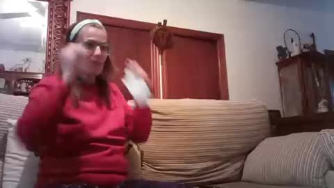 LOLA HUESO y ERIC online show from March 8, 2025, 4:50 pm