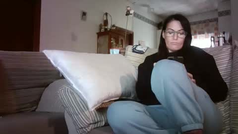 LOLA HUESO y ERIC online show from January 6, 2026, 9:35 am