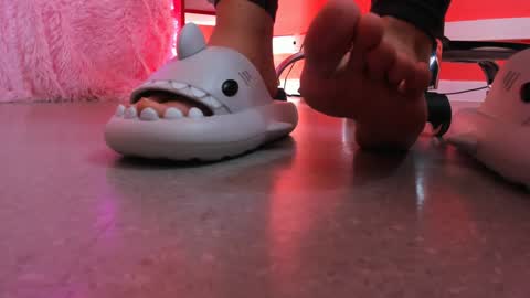 Snapshot of lolalemona chatting on December 18, 2024, 6:25 pm lolalemona online show from December 18, 2024, 6:25 pm