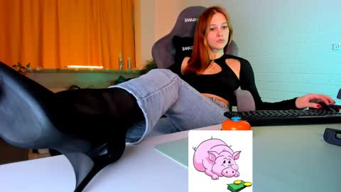 Snapshot of lolalemona chatting on December 21, 2024, 3:31 pm lolalemona online show from December 21, 2024, 3:31 pm