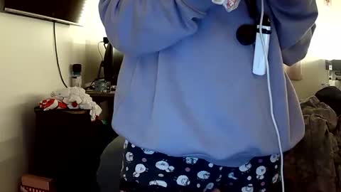 Lola Lixx online show from March 21, 2026, 9:03 am