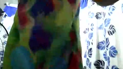 tey online show from February 21, 2025, 9:22 pm