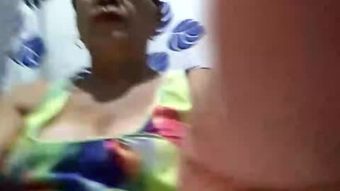 tey online show from March 6, 2025, 9:42 pm