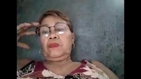 tey online show from October 4, 2025, 7:06 am