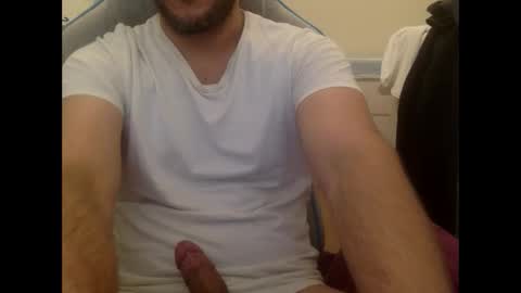 Snapshot of lolgivali chatting on December 29, 2024, 4:51 pm lolgivali online show from December 29, 2024, 4:51 pm