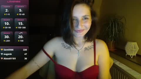 lolitta online show from April 20, 2026, 9:49 pm