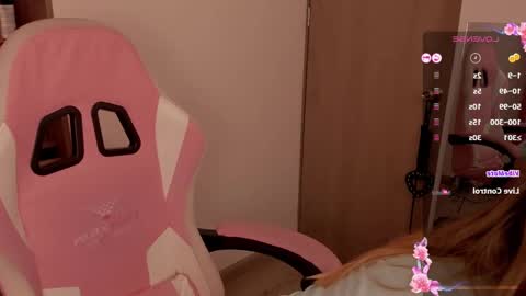 Snapshot of lolly_js_ chatting on February 19, 2025, 2:12 am Lolly online show from February 19, 2025, 2:12 am