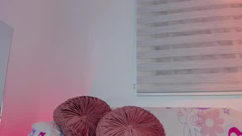 Snapshot of lolly_js_ chatting on March 8, 2026, 2:04 am Lolly online show from March 8, 2026, 2:04 am