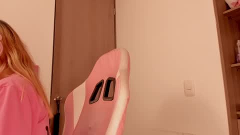 Lolly online show from March 11, 2025, 2:54 am