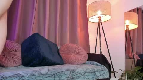 Lolly online show from May 23, 2026, 3:12 am