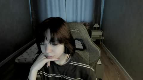 Loly online show from May 23, 2026, 1:11 am