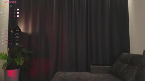 Snapshot of loney__tunes chatting on November 8, 2025, 6:51 pm Shy EvaStreams are everyday 9 AM - 3 PM GMT 3 online show from November 8, 2025, 6:51 pm