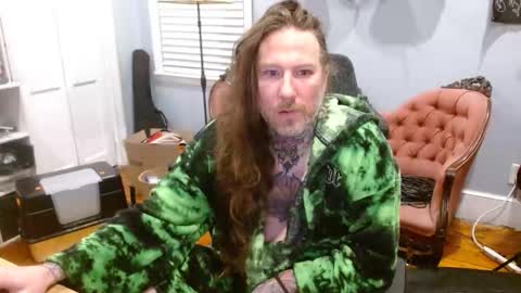 Snapshot of longhair021 chatting on October 10, 2025, 10:03 am longhair online show from October 10, 2025, 10:03 am