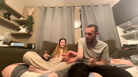 Unknowncouple online show from April 13, 2026, 11:21 pm