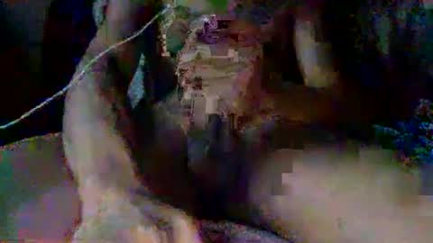 longlove9909 online show from December 28, 2024, 8:04 pm