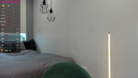 Snapshot of longoriaeva chatting on December 14, 2025, 9:36 am Eva online show from December 14, 2025, 9:36 am