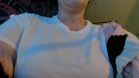 Londoncashmere69  online show from January 18, 2025, 10:28 pm