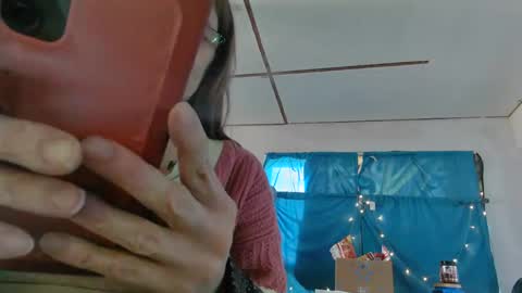 Londoncashmere69  online show from February 27, 2025, 9:36 pm