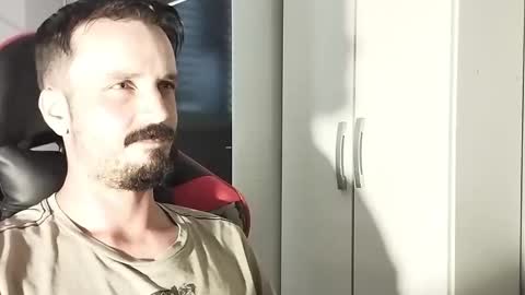 Lucas online show from March 12, 2025, 1:19 pm