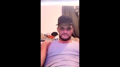 lookhim25 online show from May 15, 2026, 4:08 am