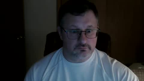 Snapshot of lookin75 chatting on November 30, 2025, 5:33 am lookin75 online show from November 30, 2025, 5:33 am