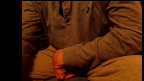 looking469 online show from November 10, 2025, 4:11 am