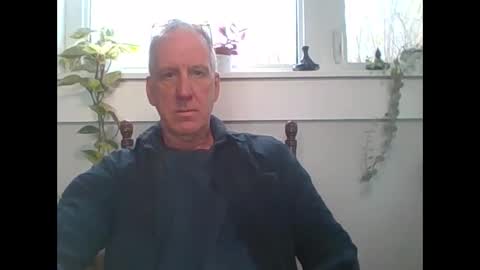 Snapshot of lookingforanopening chatting on December 5, 2025, 5:53 pm lookingforanopening online show from December 5, 2025, 5:53 pm