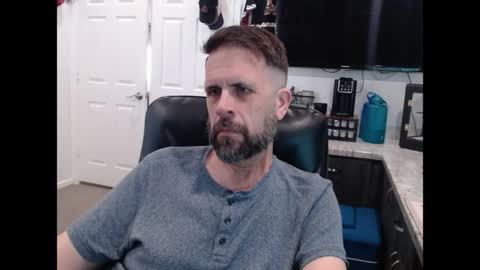 lookyherre online show from April 16, 2026, 4:41 pm