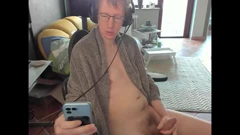 loomie online show from March 20, 2026, 8:41 am