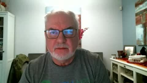 loop102 online show from April 4, 2026, 7:11 pm