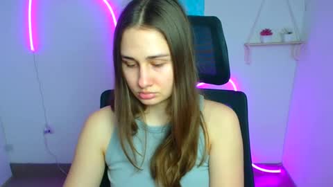 Lora online show from March 9, 2026, 6:28 am