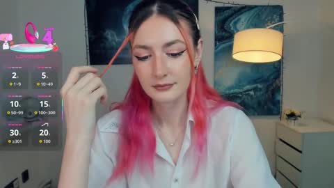 Lora online show from November 2, 2025, 11:12 am