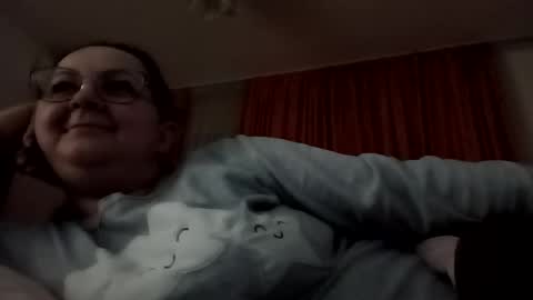 Lora online show from December 3, 2024, 8:17 pm