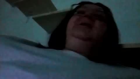 Lora online show from December 6, 2024, 7:01 pm