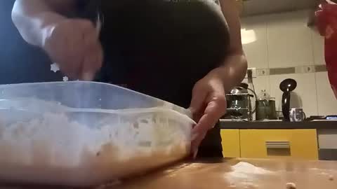 Lora online show from December 20, 2024, 3:10 pm