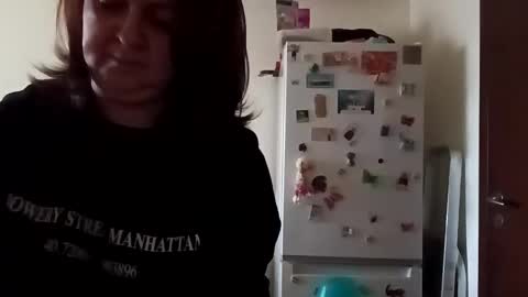 Lora online show from January 11, 2025, 9:15 am