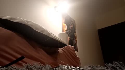 Lora online show from January 21, 2025, 8:54 pm