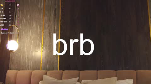 Snapshot of loraineluff chatting on March 12, 2025, 8:52 pm Loraine online show from March 12, 2025, 8:52 pm