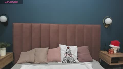 Ur sensual Lora online show from January 6, 2026, 1:31 am