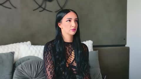 Snapshot of lorawarnner chatting on September 9, 2025, 8:03 am Miss online show from September 9, 2025, 8:03 am