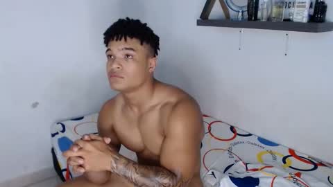 Dominic online show from November 23, 2025, 2:44 am