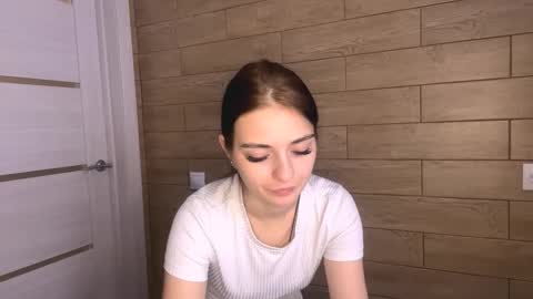 Olivia online show from December 20, 2025, 5:47 am