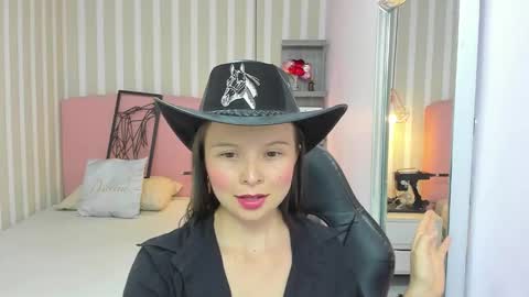 Snapshot of lorelaigiven chatting on January 14, 2025, 12:24 pm lorelaigiven online show from January 14, 2025, 12:24 pm