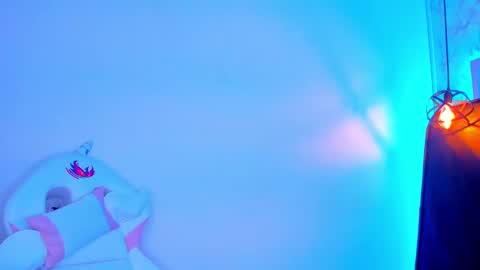 lorem_adams online show from February 19, 2025, 6:10 pm