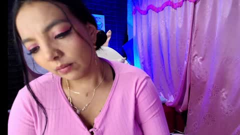 Loren online show from December 6, 2024, 10:41 pm