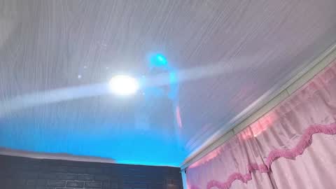 Loren online show from December 28, 2024, 6:40 pm