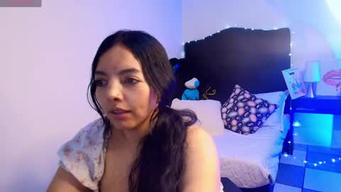 Loren online show from May 14, 2026, 9:32 pm