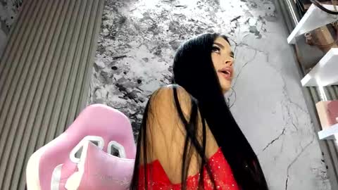 Doll Queen online show from February 25, 2026, 6:06 pm