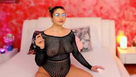 lorenafire online show from February 23, 2026, 5:27 am