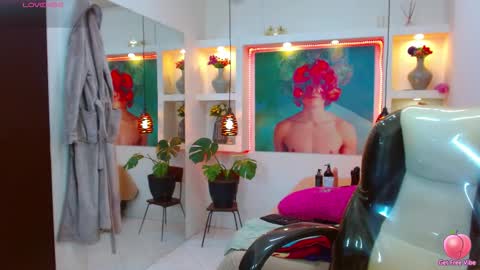 lore online show from November 5, 2025, 2:33 am